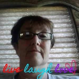 Meet your Posher, Sharon